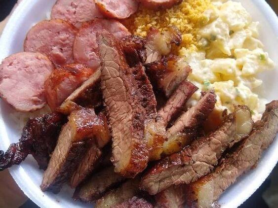 Frango assado e linguiça